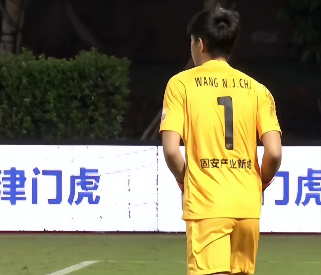 撞脸李现！河北犬系00后足球小将引关注~