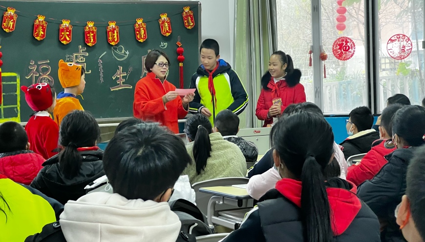 火力全开向未来演讲,虎力全开向未来展板