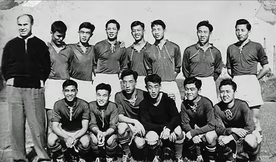 1964年毛主席命贺龙整治国足，贺龙只用一招，让国足踢到亚洲第一