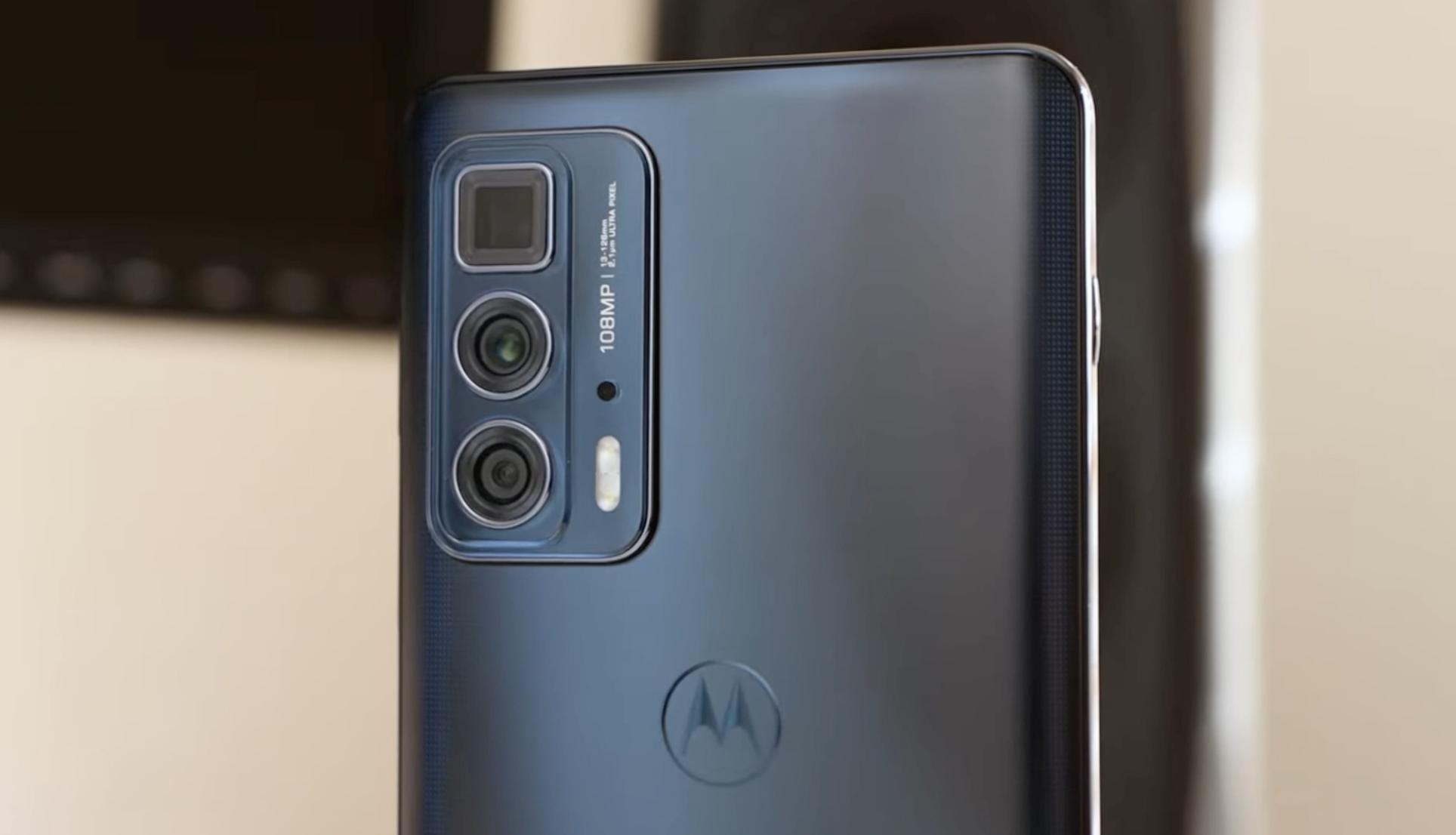 摩托罗拉卖出白菜价，骁龙870+1亿像素，256GB降至1689元