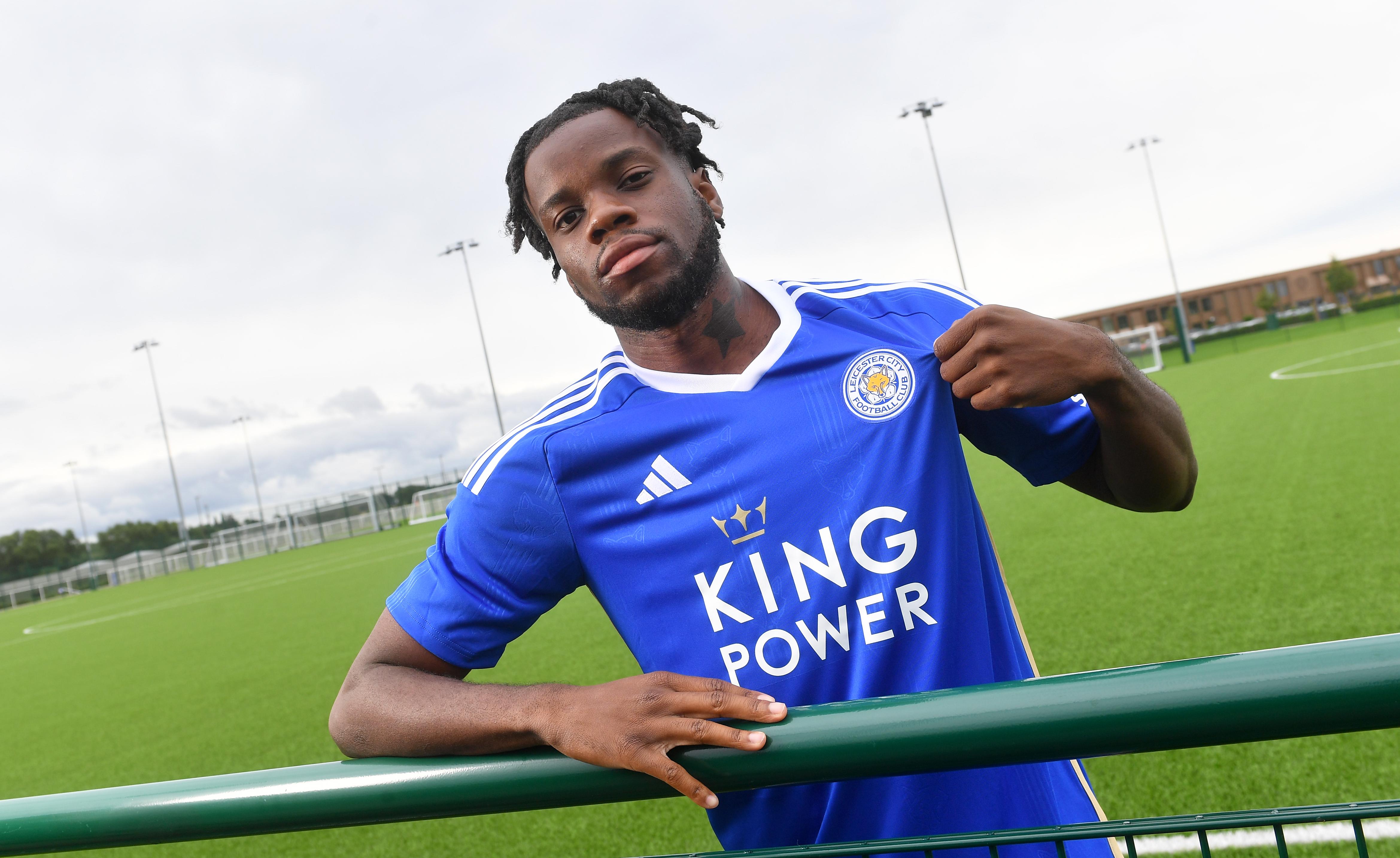 阿森纳官宣基维奥尔加盟,前阿森纳边锋雷耶斯加盟中甲