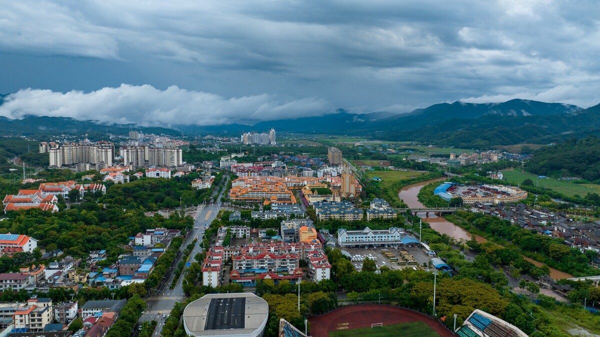 云南除了西双版纳哪里还适合过冬,西双版纳景洪避寒的地方