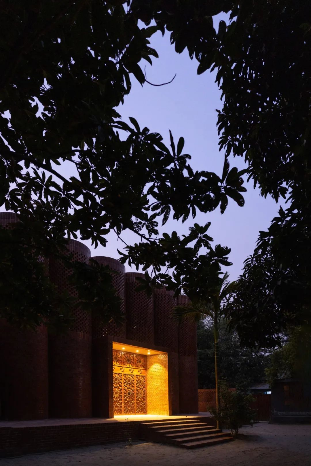 简单爱户型,红砖建筑特殊花样造型