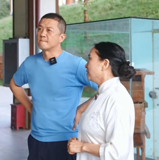 李亚鹏投资的雪山小镇东山再起,李亚鹏投资35亿做房地产