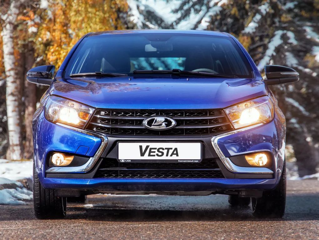 多家车企计划停产燃油车7座混动,在俄罗斯停产的车企