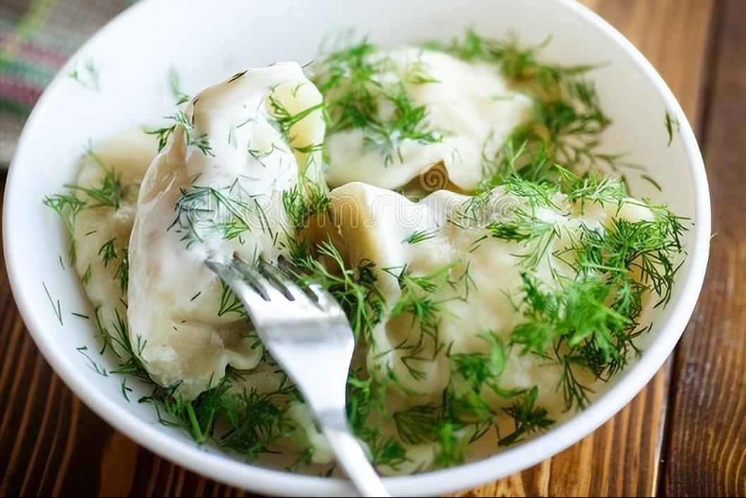 茴香馅饺子该加什么调料好吃,猪肉茴香馅饺子放什么调料好吃