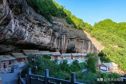 秦州八景诗句,紫玉兰七绝诗句