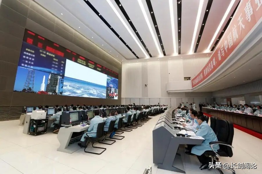 阿联酋出资300亿美元吗,阿联酋是如何做到这么有钱的