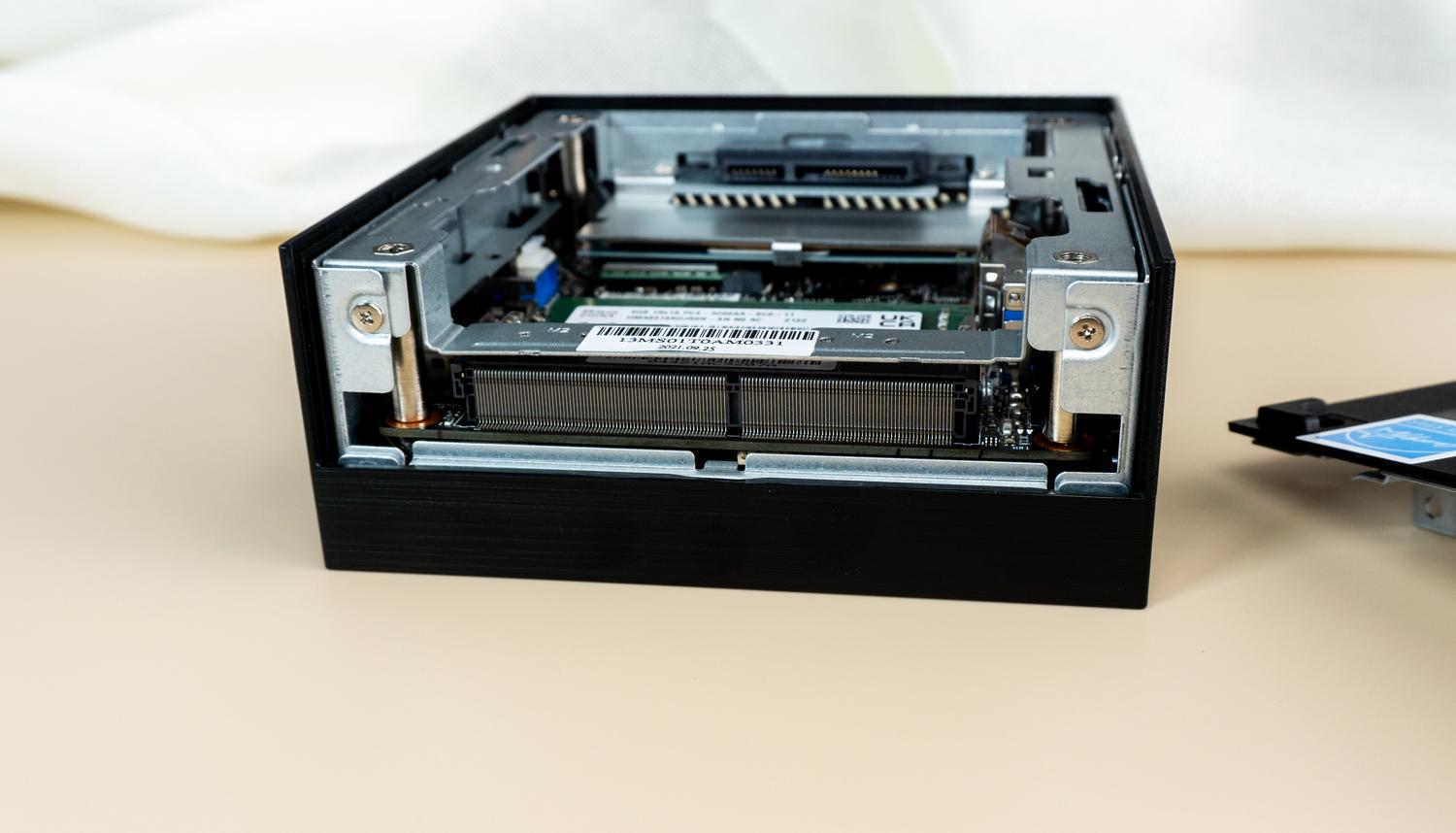 拥有MiniPC华硕PN41后，也就多了一台高清*放播**器+办公神器