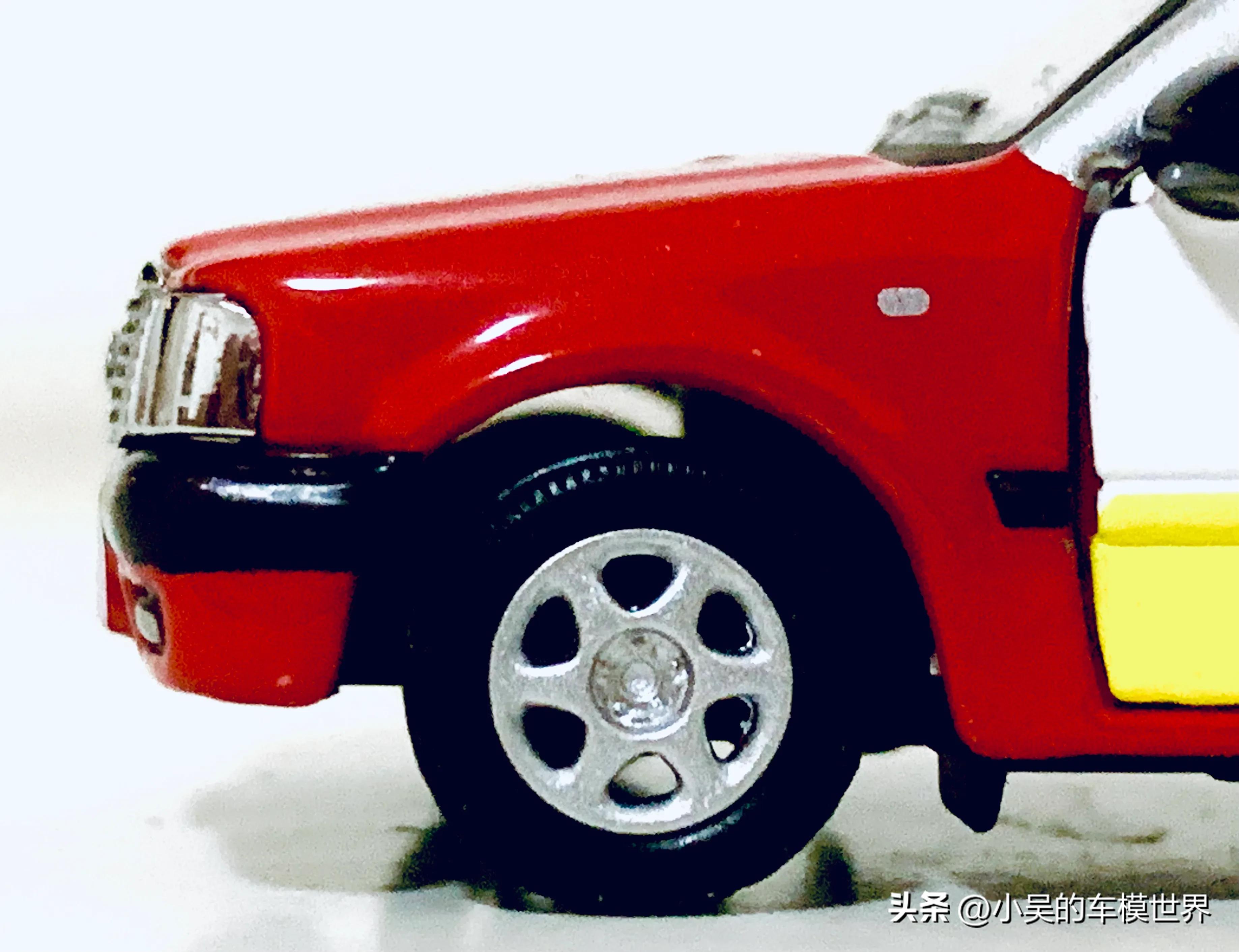 香港灵魂｜1/64TINY微影壳牌限定-丰田CrownComfort壳牌广告的士