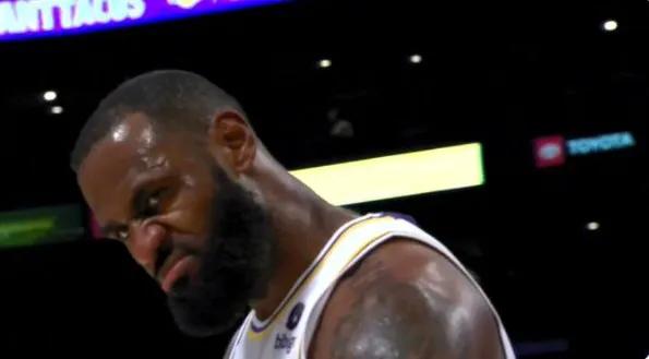 勒布朗篮球的精彩视频,勒布朗历史得分王集锦