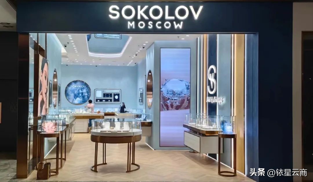 章回、大人糖、Sokolov等全国首店开业；一兆韦德宣布重组……