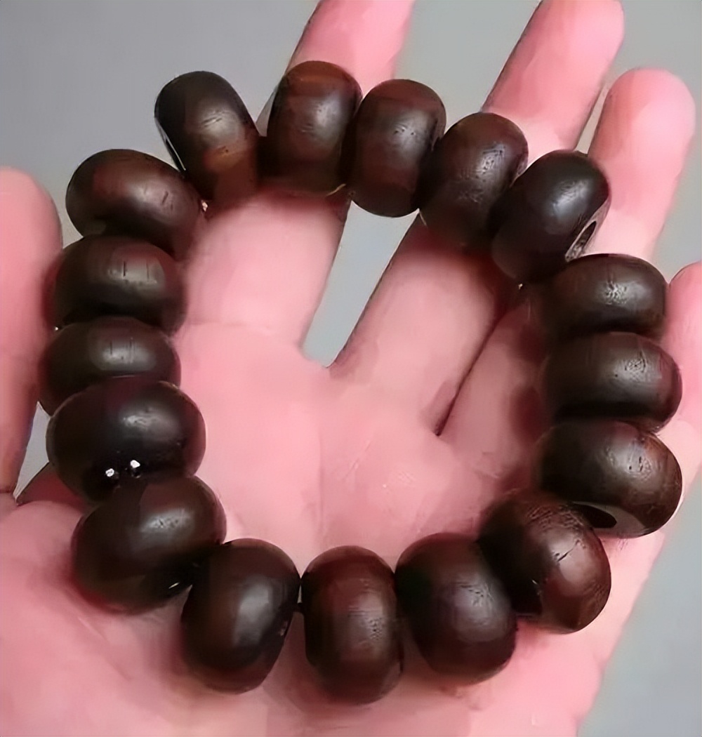 老算盘价值不菲吗,普通老算盘有收藏价值吗