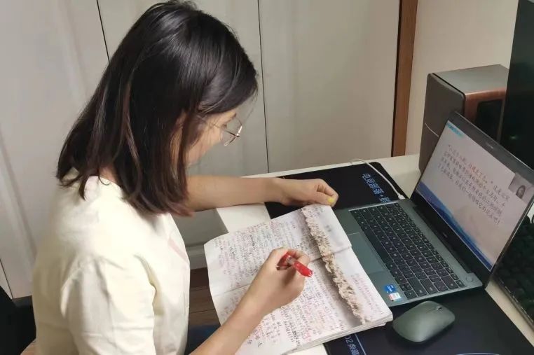 礼赞教师节情满中秋月推文,礼赞教师节情满中秋月心愿卡