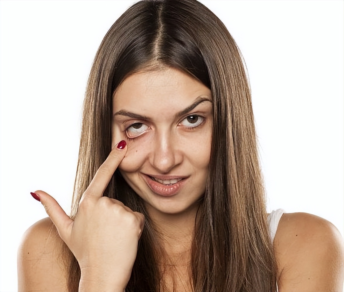 左眼跳财右眼跳灾的说法可靠吗,左眼跳财右眼跳灾这种说法正确吗