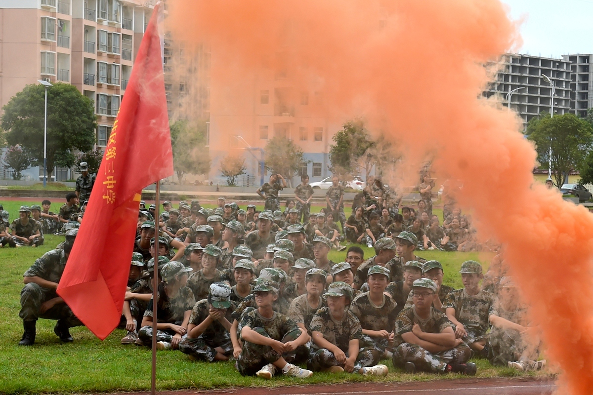 桂林各校军训精彩回顾,广西军训队列操