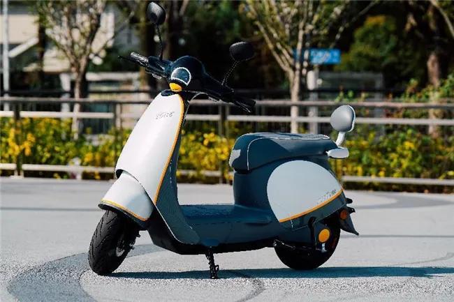 小刀电动车企鹅功能,小刀企鹅电动车新国标新品发布会