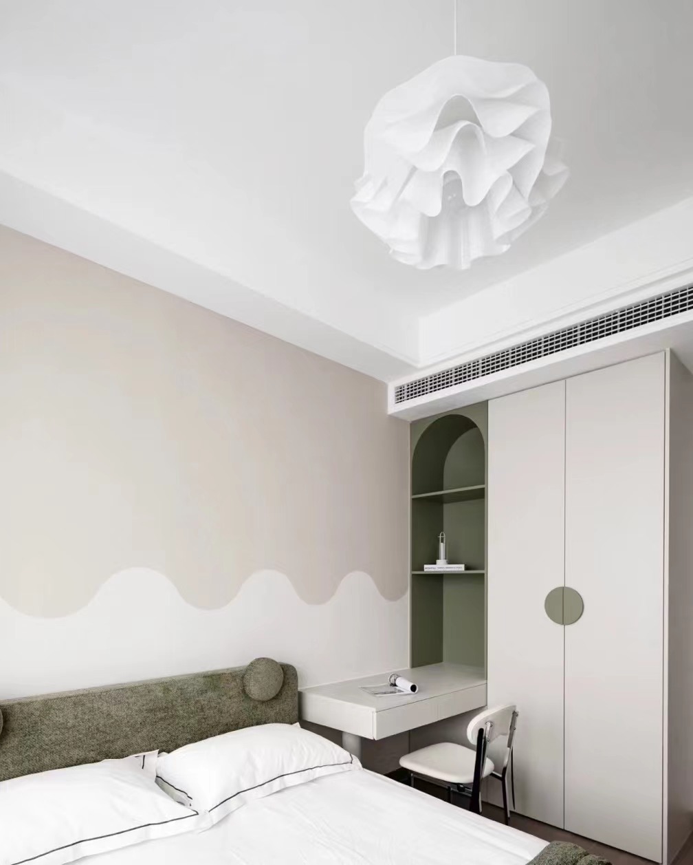 家装床头柜处理,床头柜挡衣柜门