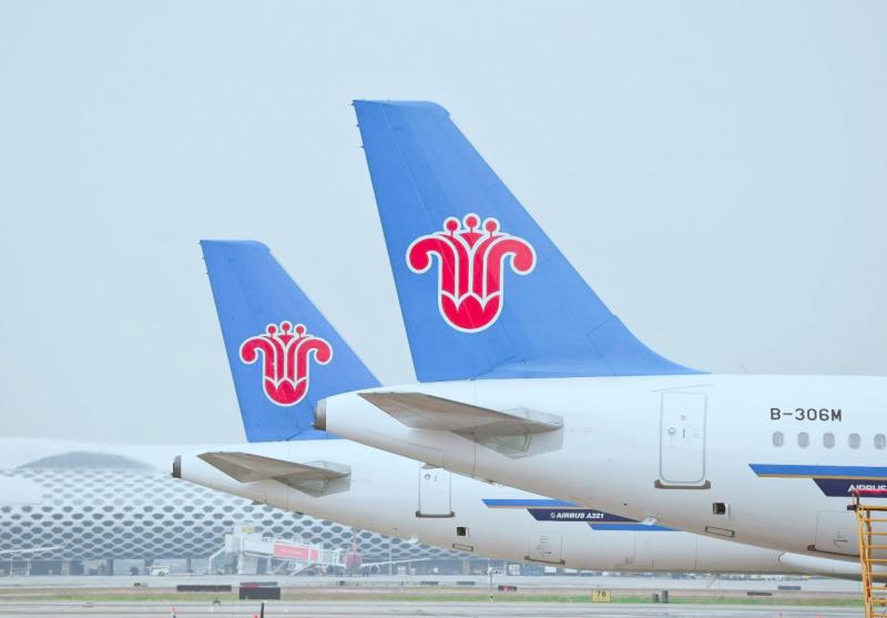 春秋航班特价机票需要零点抢么,秋冬航班换季