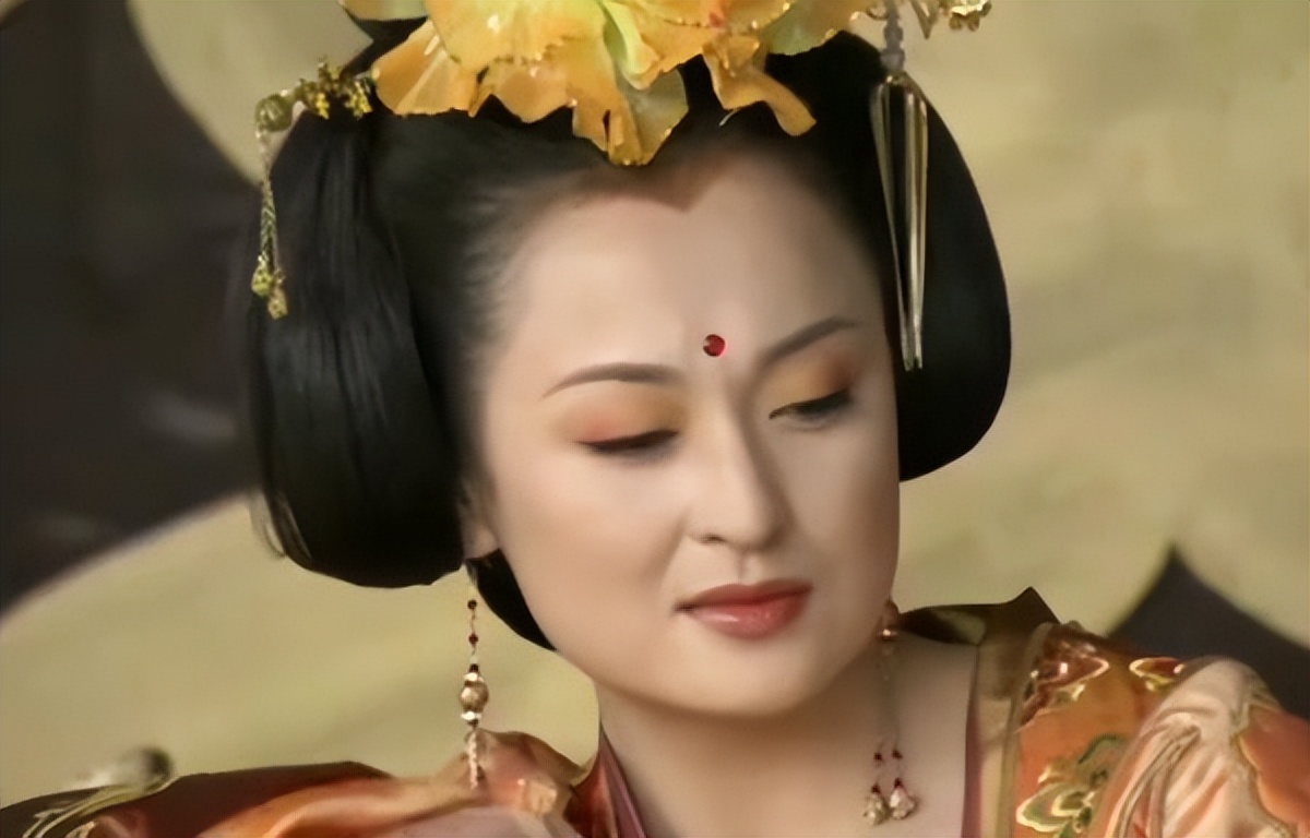 向海岚版杨贵妃照片,杨贵妃剧照向海岚版