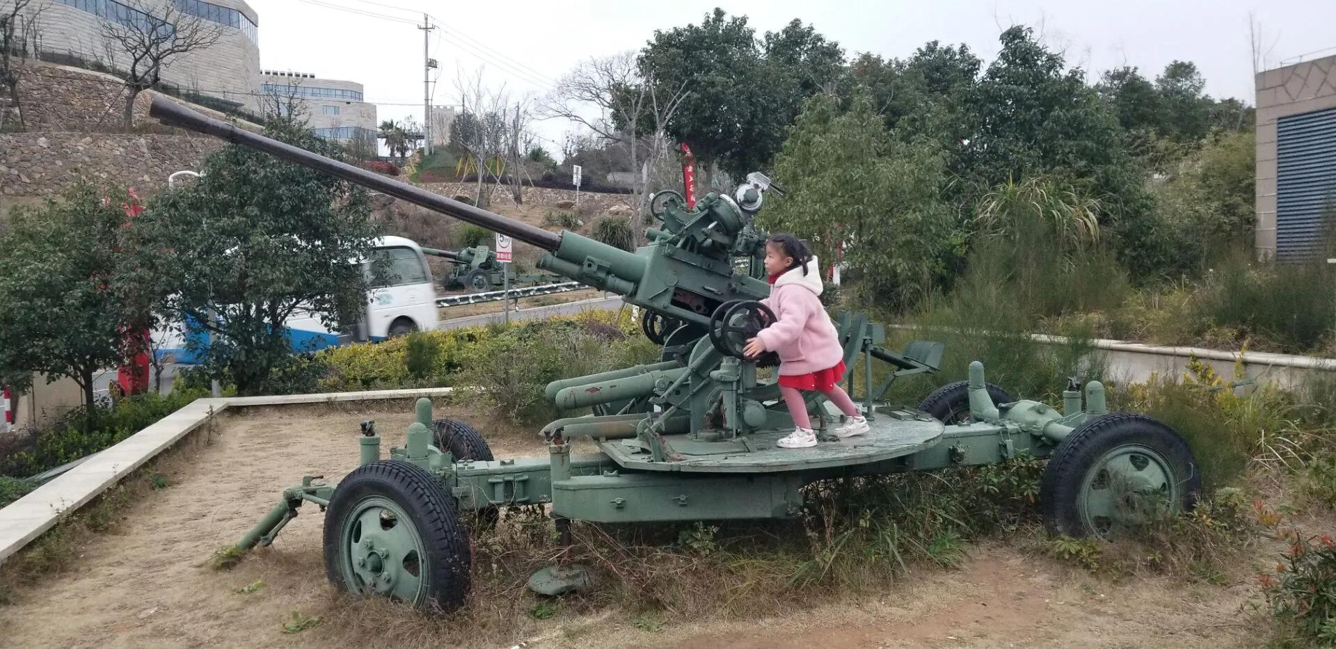 女儿喜欢足球怎么办,女儿加入足球队