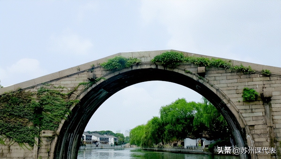 君到姑苏见人家尽枕河写的是哪里,君到姑苏见人家尽枕河是什么含义