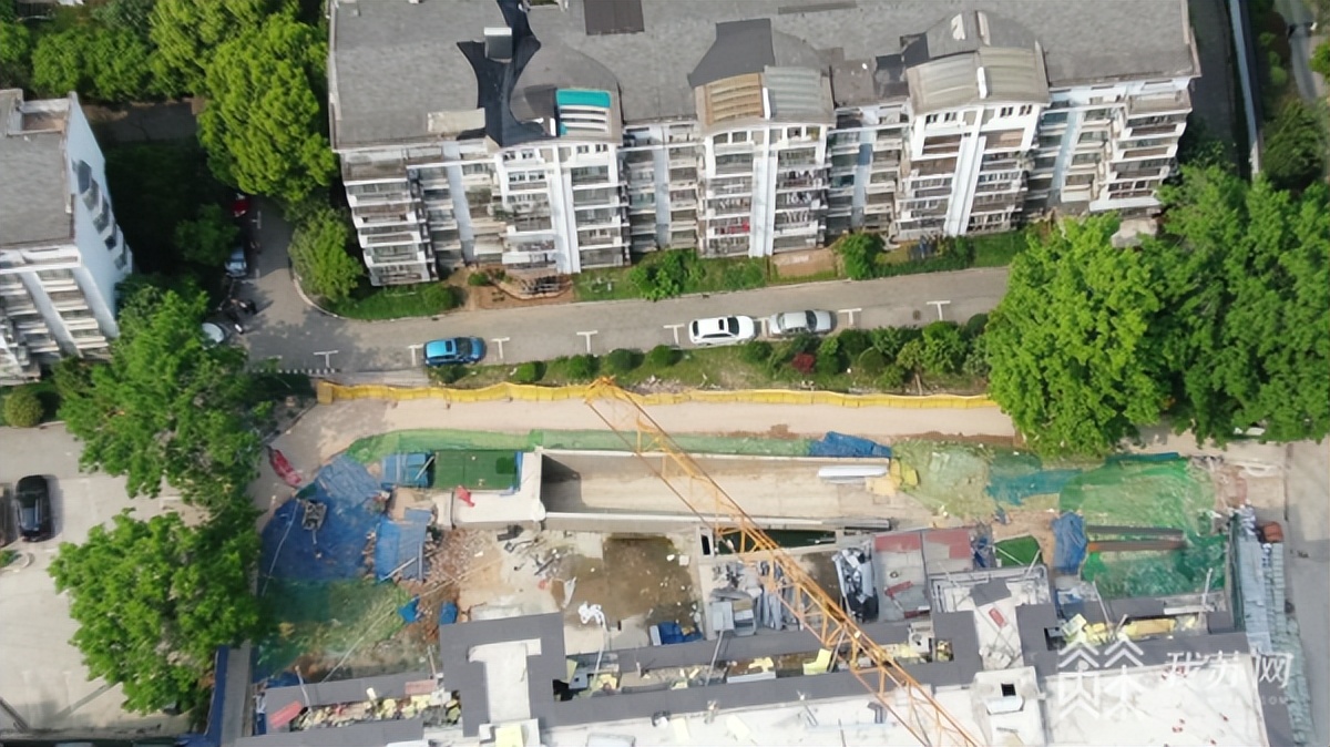 高科置业强拆老小区围墙相邻小区业主反对丨解忧帮