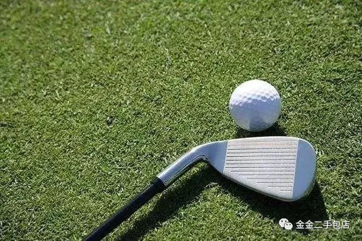 初级高尔夫球员用什么杆比较好,高尔夫业余选手应该都有什么杆