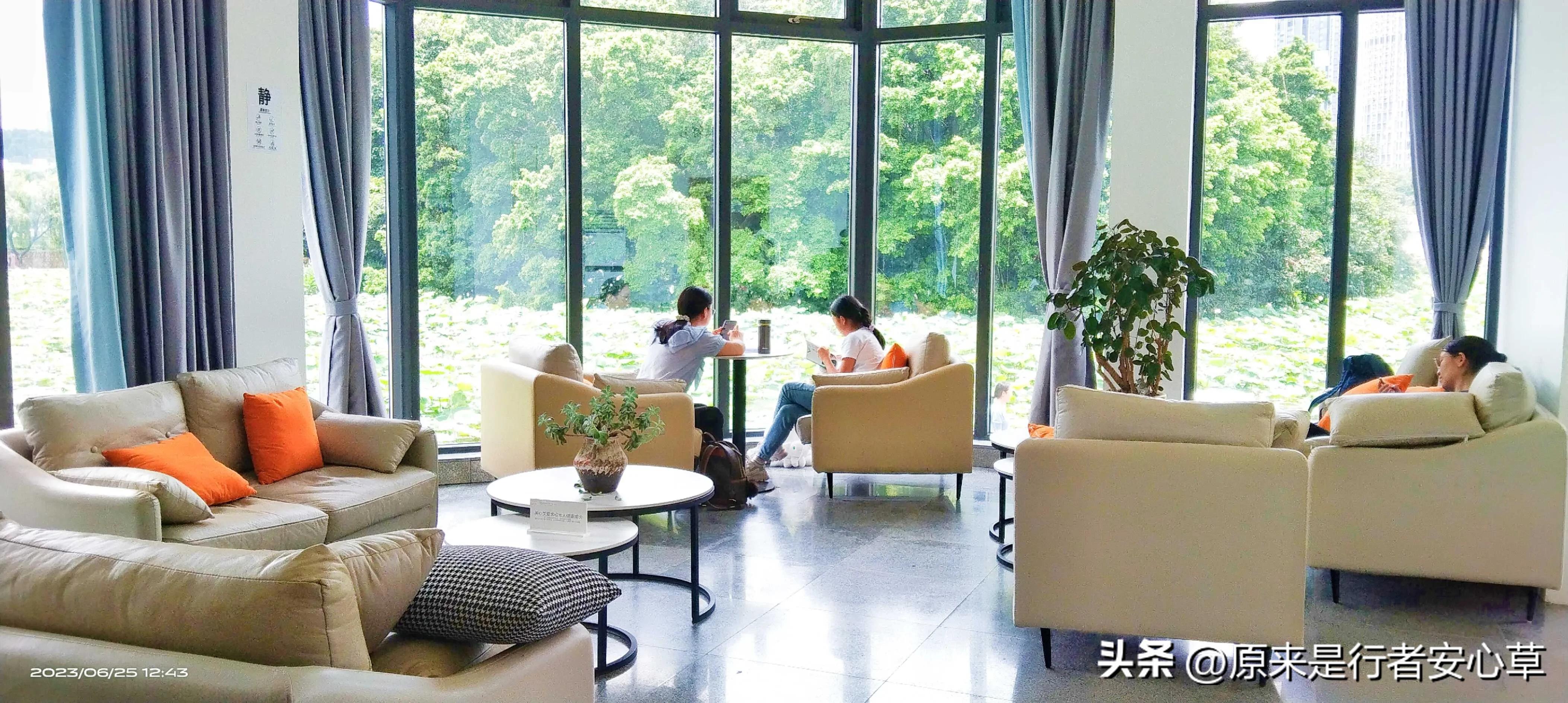 我不支持你的观点但是你有发言权,我不认同你但我捍卫你说话的权利