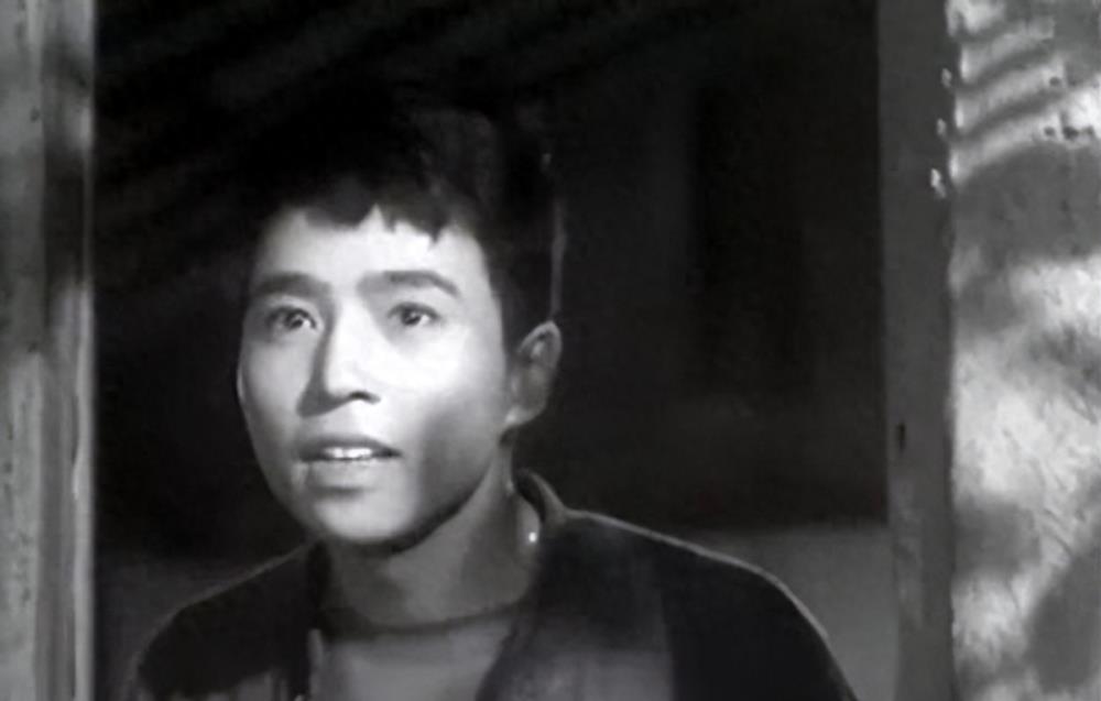 九月半刚过名人六人一一去世，回顾他们的一生令人兴奋又悲伤