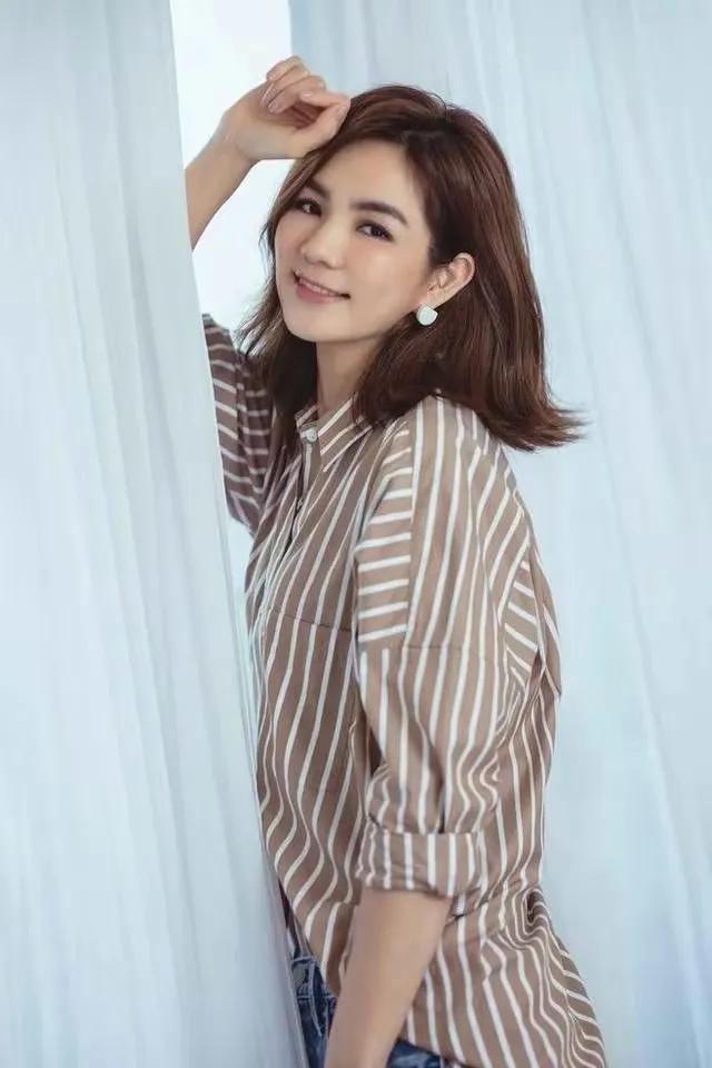 ella陈嘉桦恋人未满初舞台完整版,陈嘉桦浪姐4首秀舞台