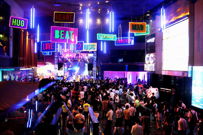 兰桂坊盛智文视频,兰桂坊老板盛智文的恋爱故事