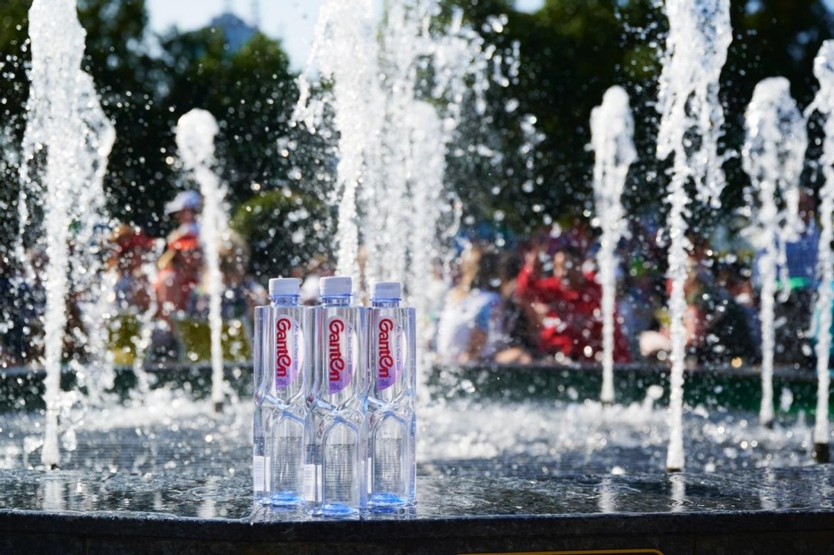 3比0大胜日本国乒问鼎冠军,日本3比2逆转韩国队