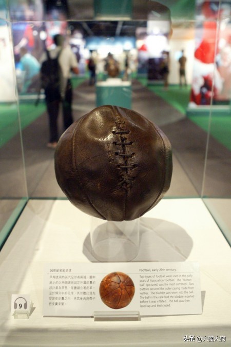 世界最早足球出现在哪里,世界上最早的踢足球视频