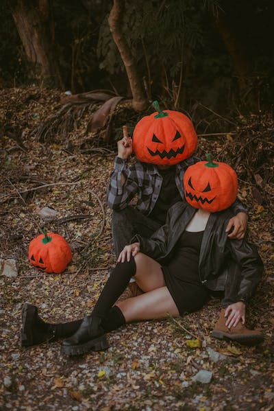 男朋友一直拖着不买房,男朋友不提结婚一直拖着怎么办