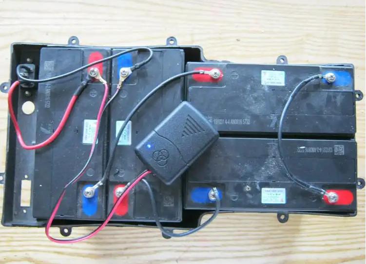 电动车电池饿死换小充电器,电动车电池饿死用什么方法比较好