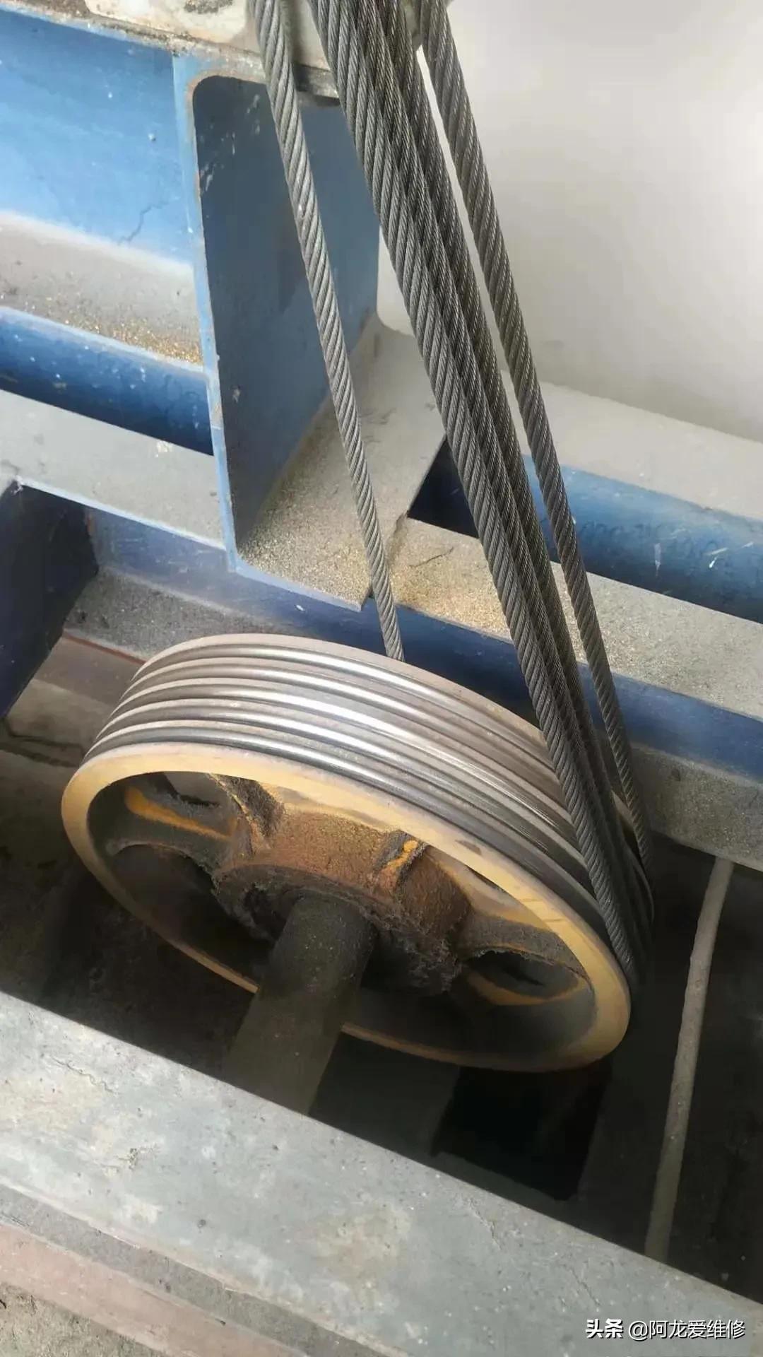 一位00后电梯维保工的心里话