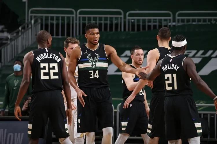 本赛季的库里和威少,库里和威少比赛数据