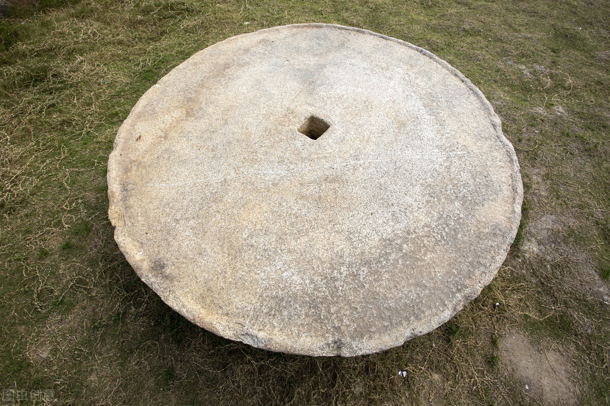 人类石器时代的货币长什么样,人类的早期货币是什么货币