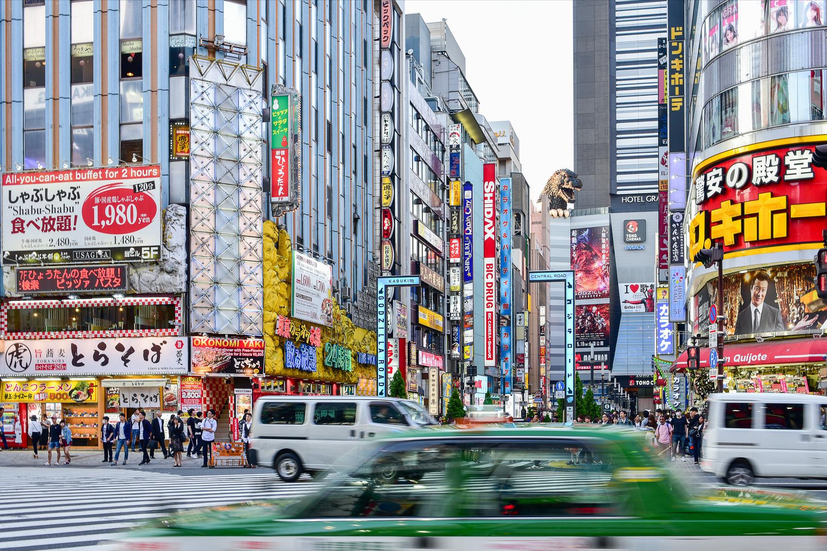 哪个国家的500架客机飞往中国,一夜之间500架飞机