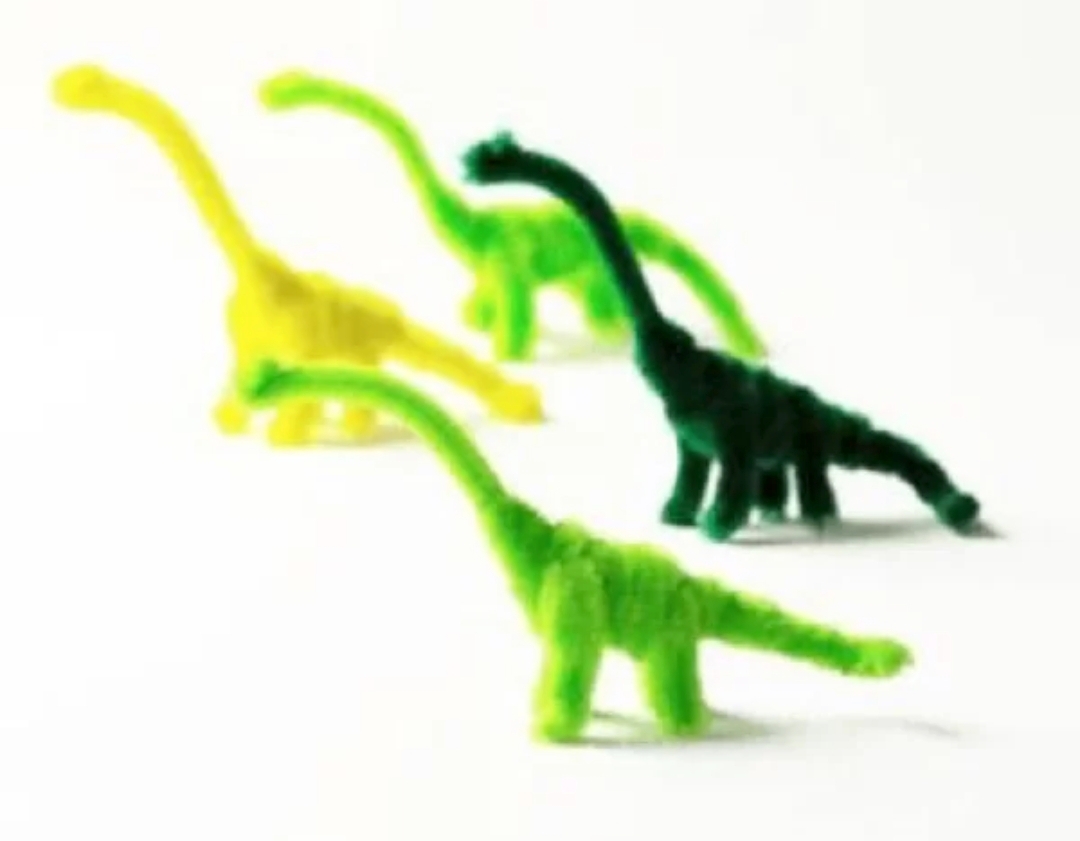 扭扭棒做什么适合摆摊,扭扭棒手工制作容易赚钱吗