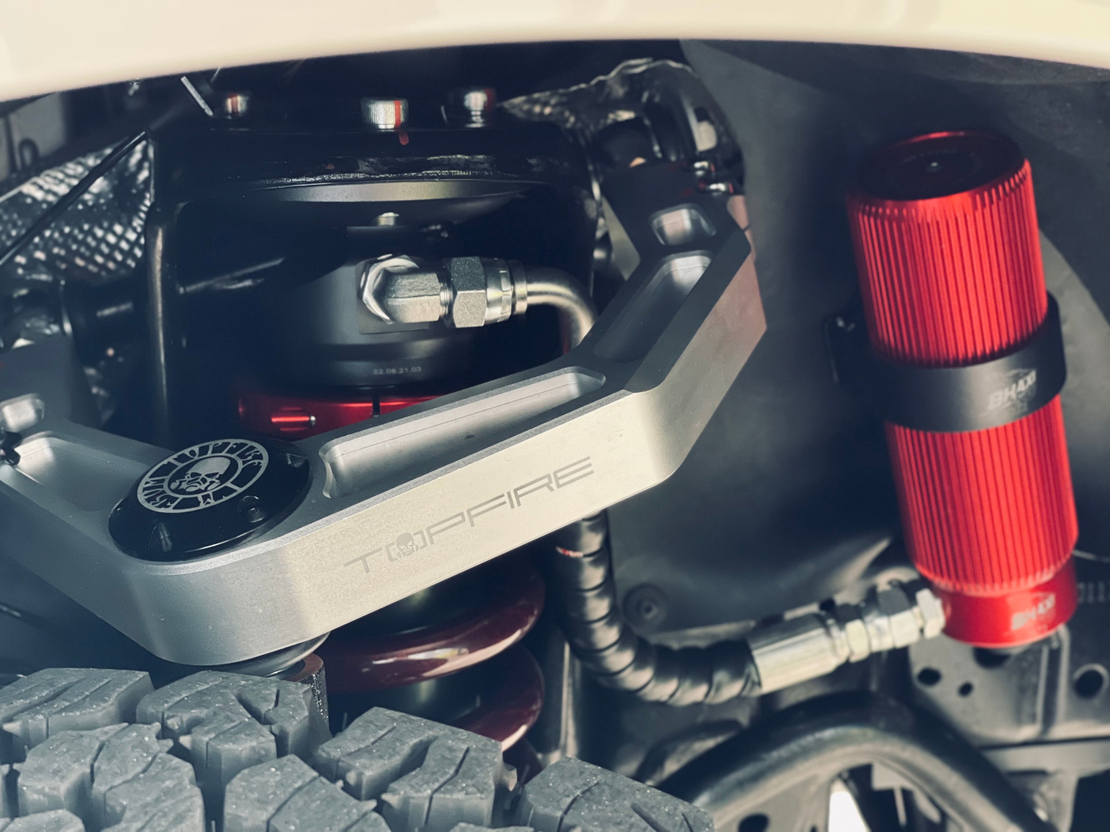 坦克500轮胎19寸跟20寸差别,长城坦克500最新款改装限量版