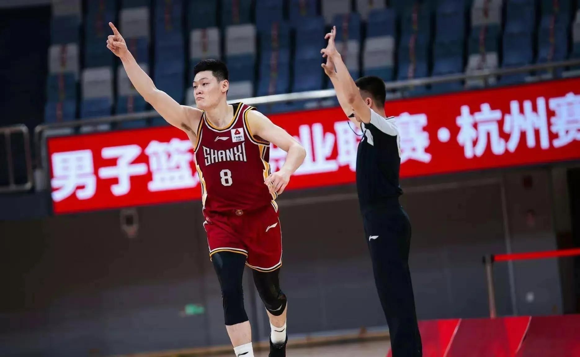 张宁赛后发言引争议,张宁怒怼野球场