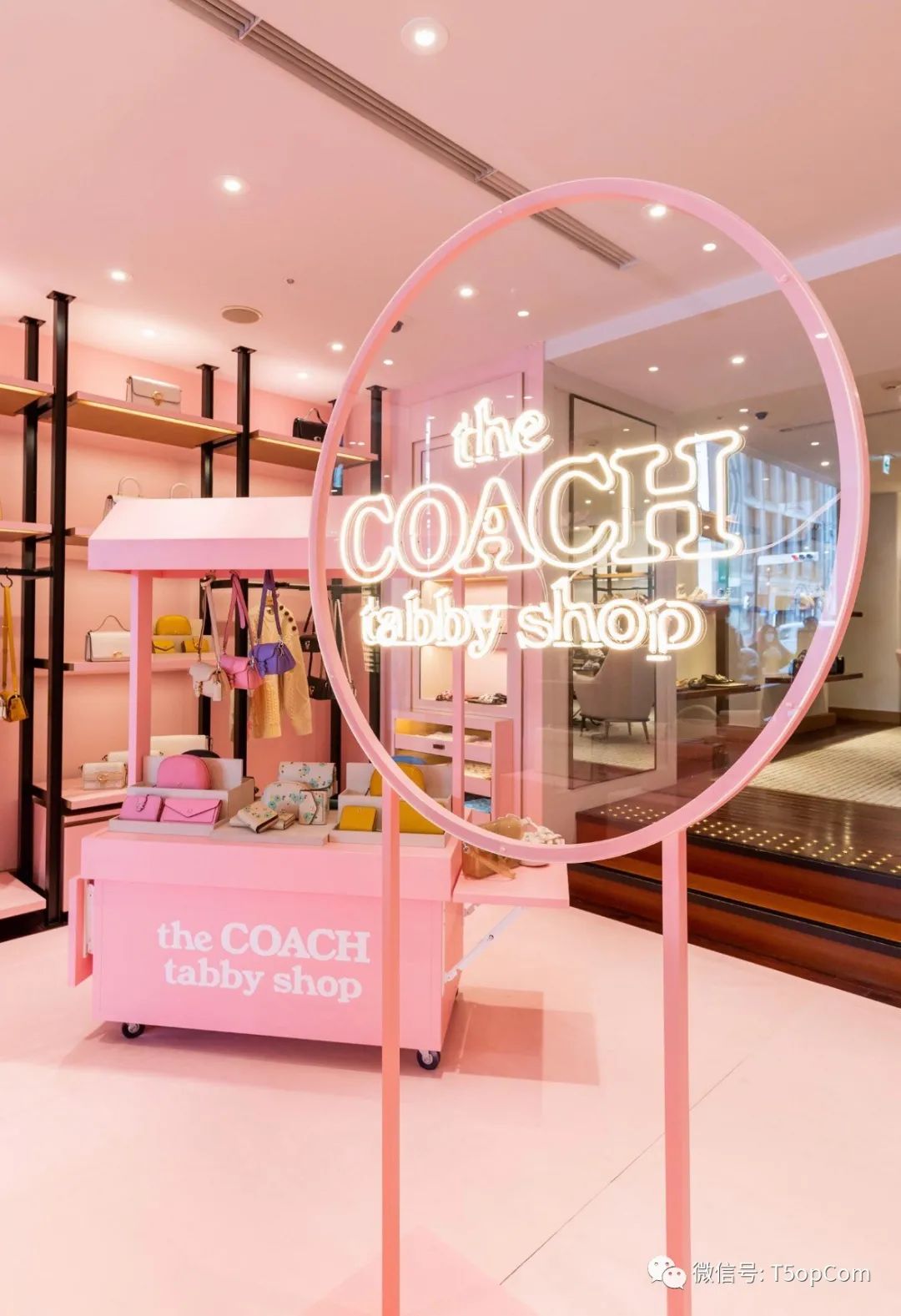 COACH Tabby Shop系列全球快闪店合集