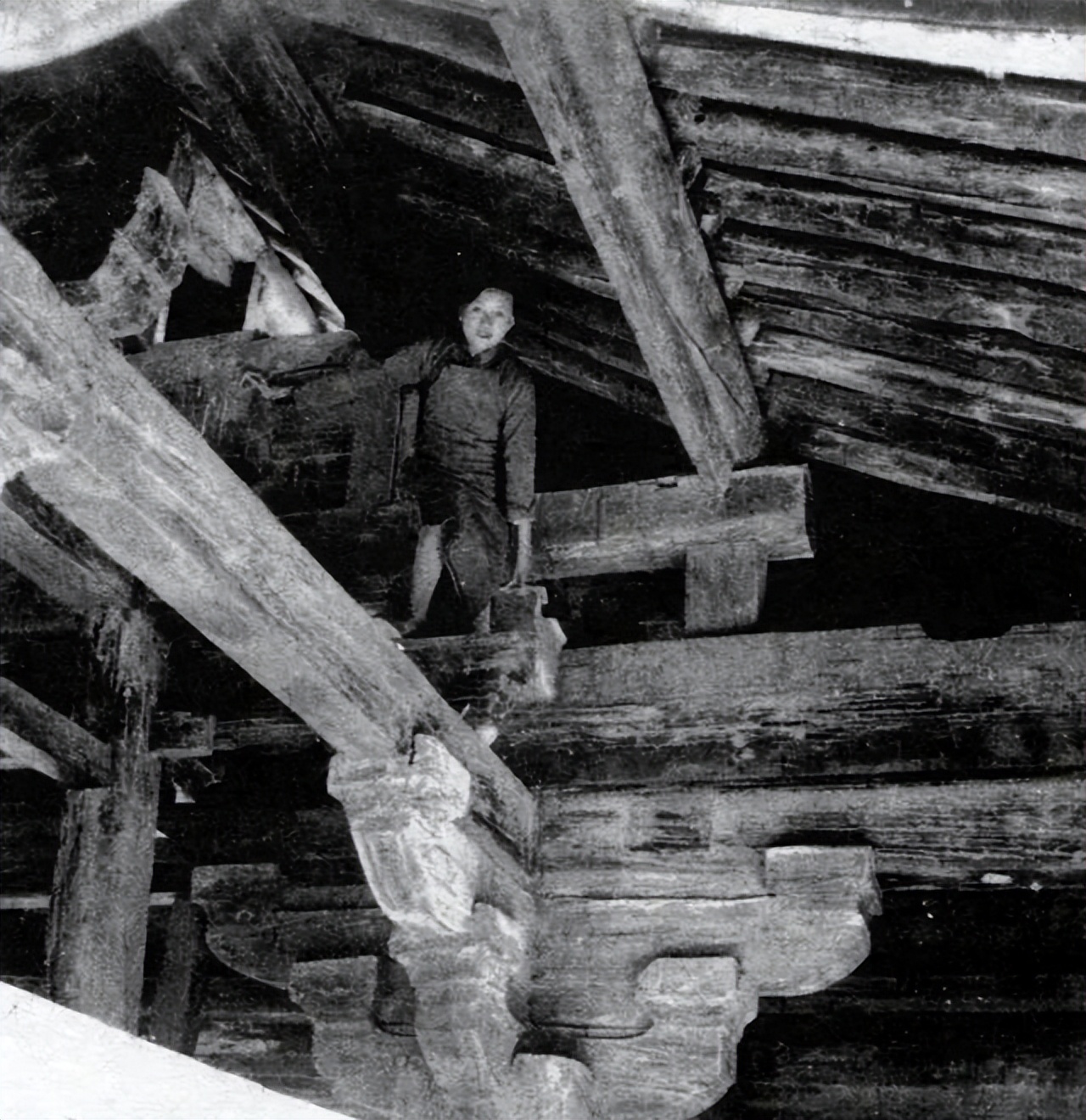 林徽因跟梁思成最好的关系是朋友,林徽因梁启超的关系