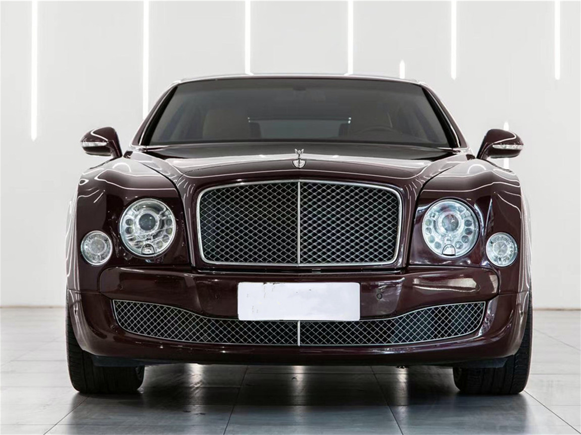 最便宜的全新宾利落地多少钱,宾利哪一款车最值得购买