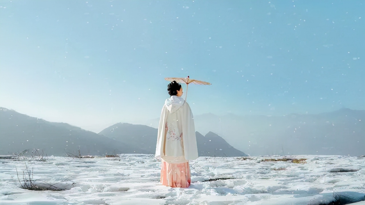 这九句诗词写尽每个人的世事沧桑,关于雪的七绝诗