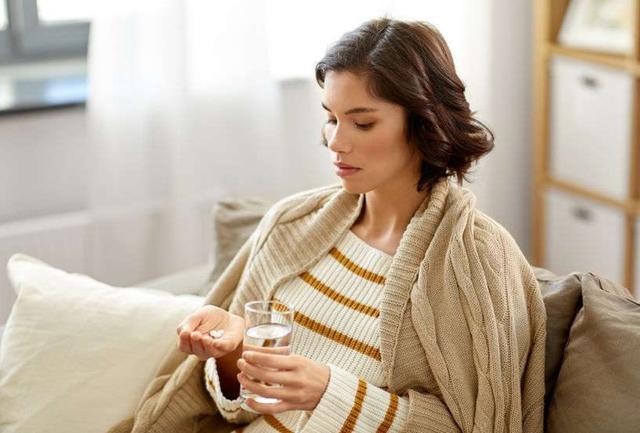 经常喝黄芪水，人为何会变瘦？注意：黄芪水的副作用，多加重视