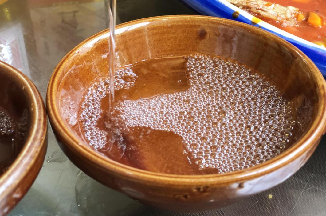 农村的散酒便宜实惠但如何分辨,农村大集的散酒为啥只卖几块钱