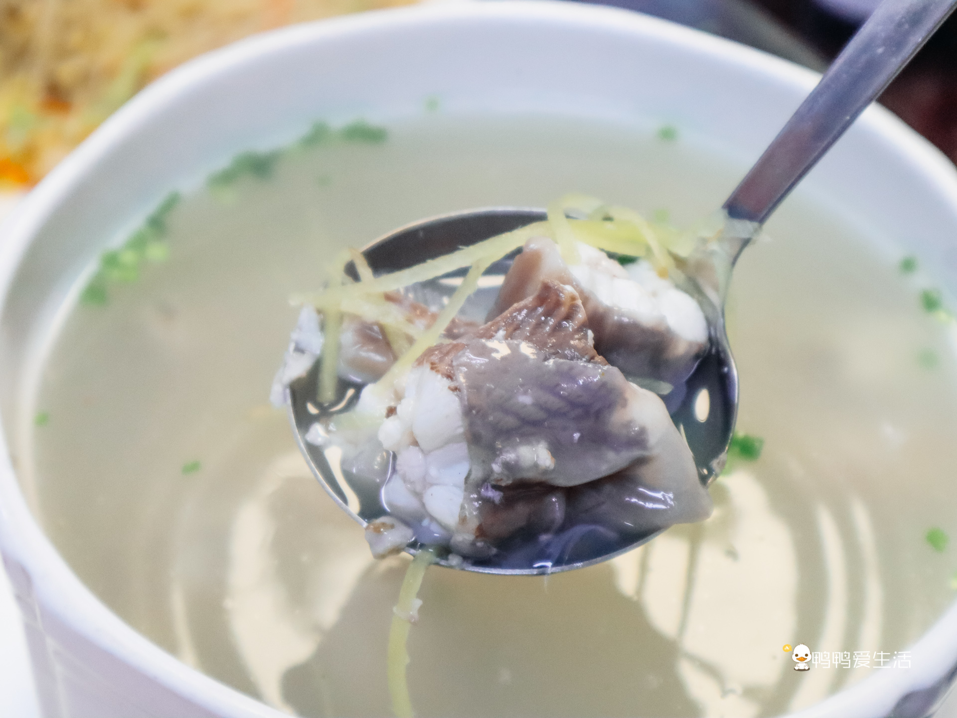 来厦门八市阿明海鲜，吃到糖醋话梅鱼、养殖巴浪鱼，新鲜又实在！